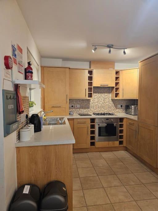 The Park View, 2 Bedroom House カーコーディ エクステリア 写真