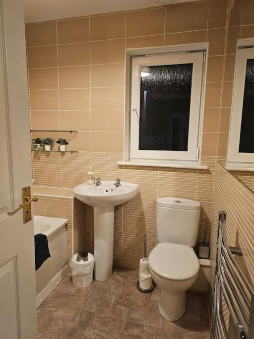 The Park View, 2 Bedroom House カーコーディ エクステリア 写真